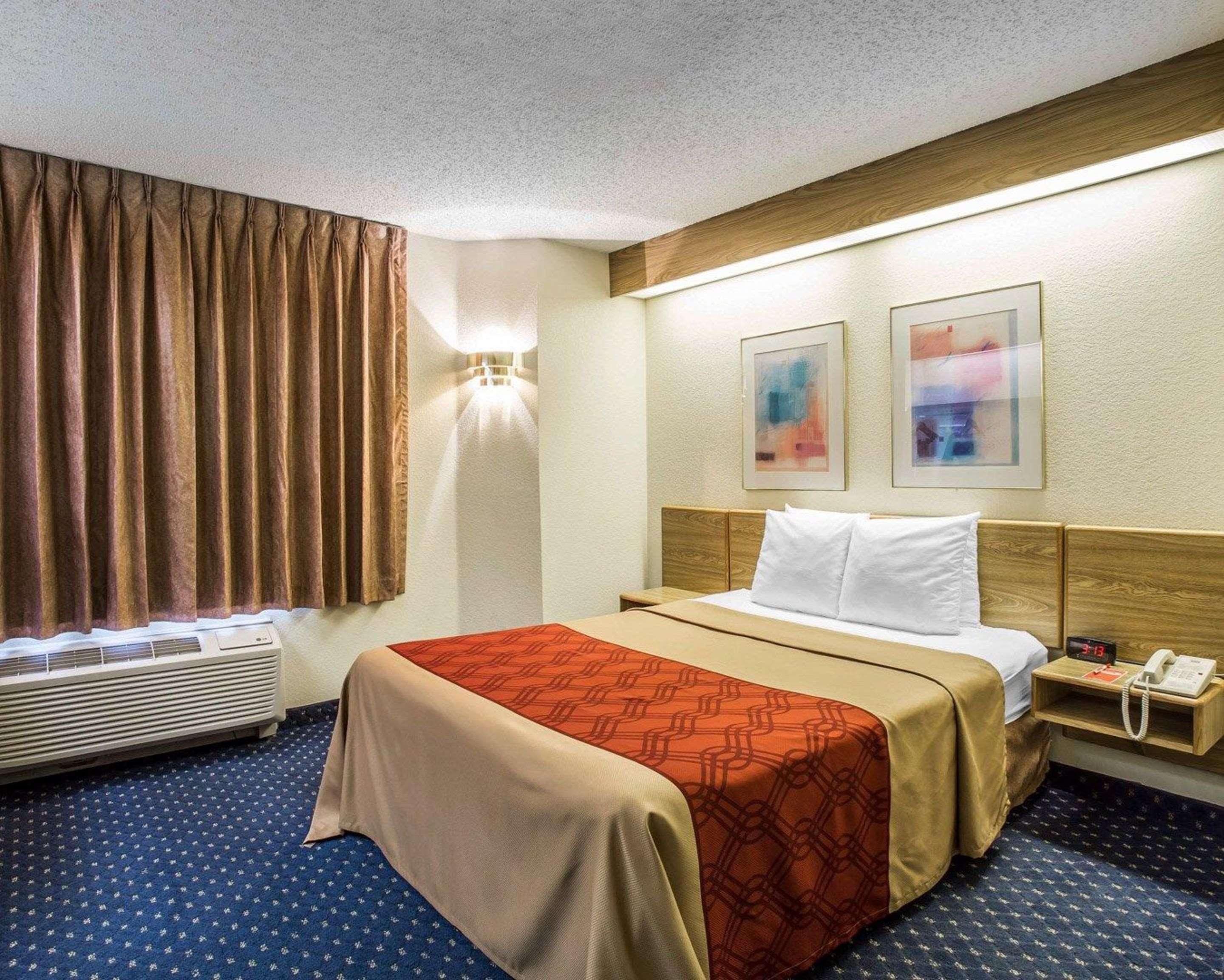 אורורה Econo Lodge Denver International Airport מראה חיצוני תמונה