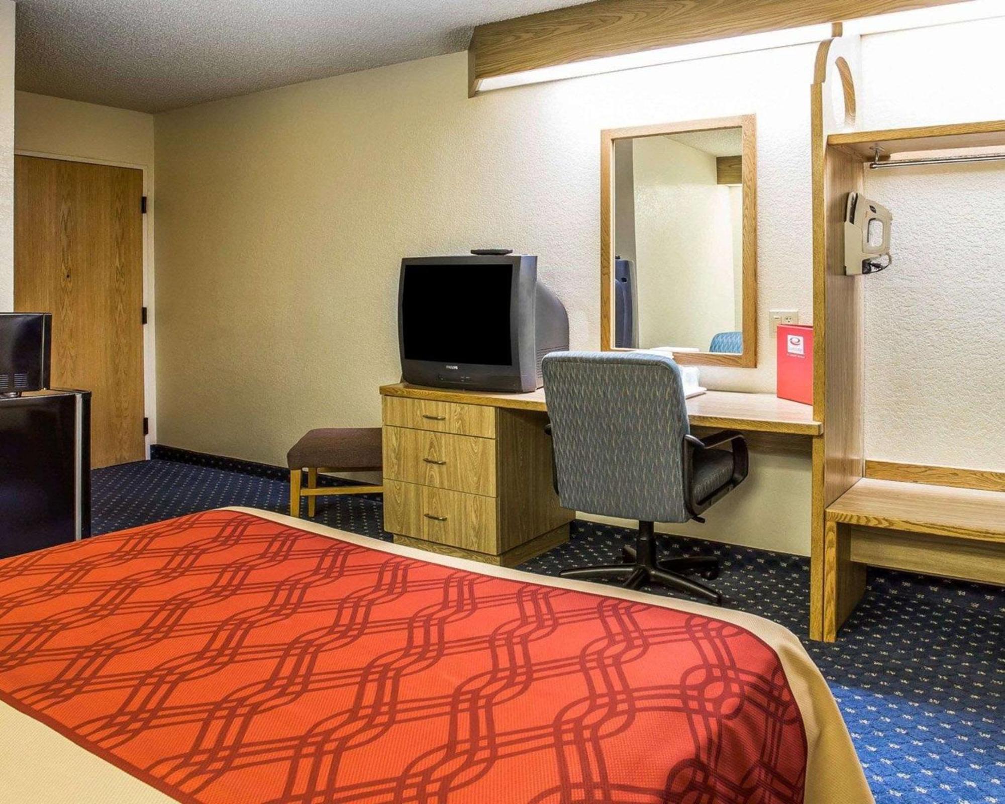 אורורה Econo Lodge Denver International Airport מראה חיצוני תמונה