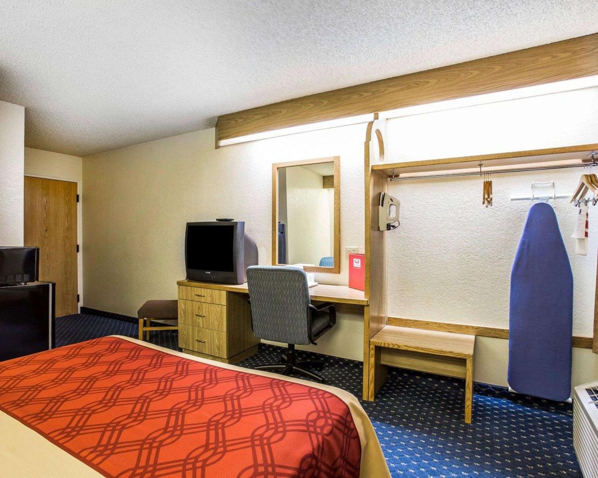 אורורה Econo Lodge Denver International Airport מראה חיצוני תמונה