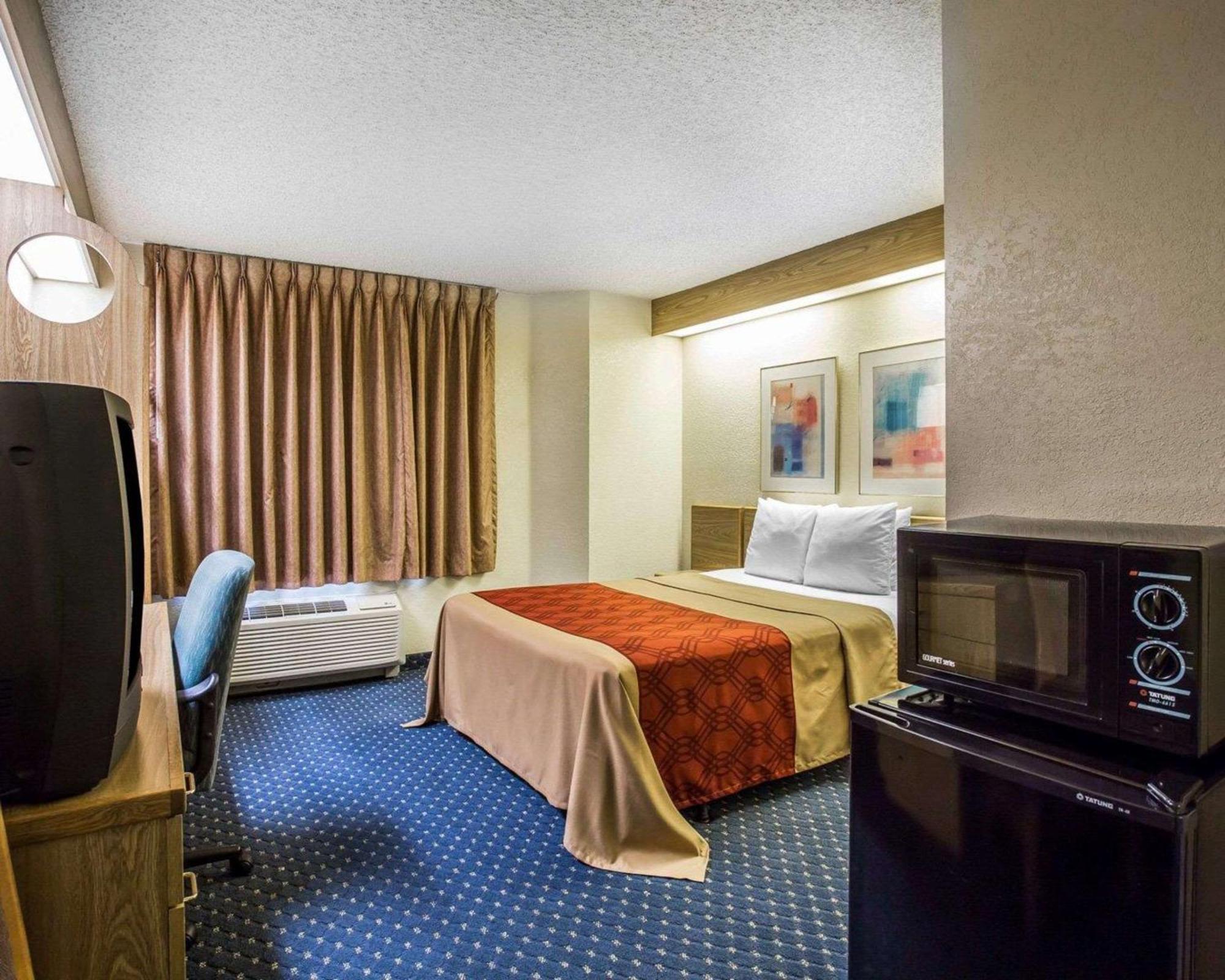 אורורה Econo Lodge Denver International Airport מראה חיצוני תמונה
